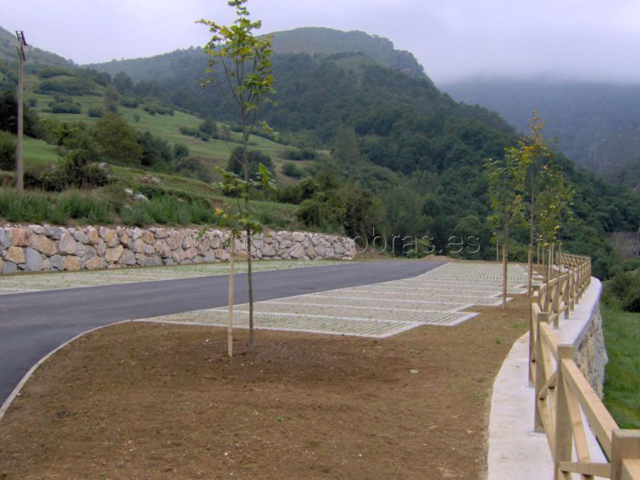 Ejecución de aparcamiento en Tudanca, Cantabria.