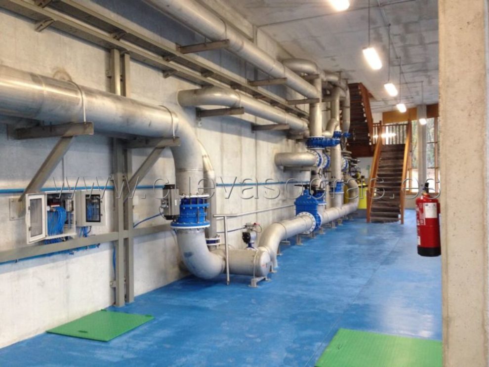 Grandes profesionales en mantenimiento industrial en Cantabria, Cuevas Obras