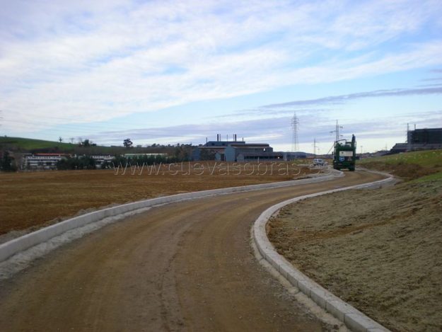 Recuperación medio-ambiental en la margen izquierda de la ria del Carmen