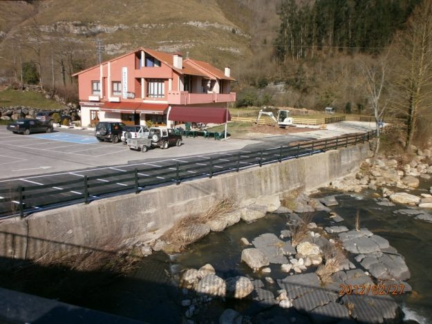 Reparación de saneamiento en Cosío